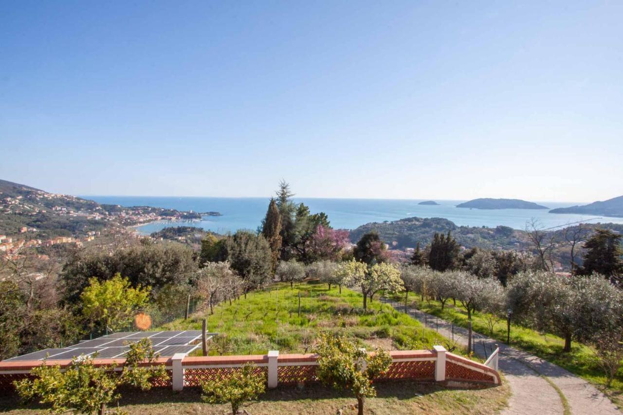 La Camelia Bianca B&B Lerici Bagian luar foto